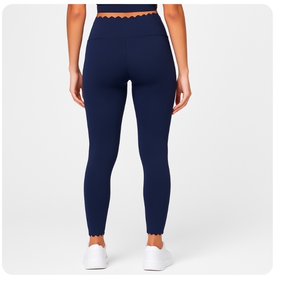 IVL COLLECTIVE Hydralux Scallop Legging in Midnight Blue Size 2 - Picture 2 of 12